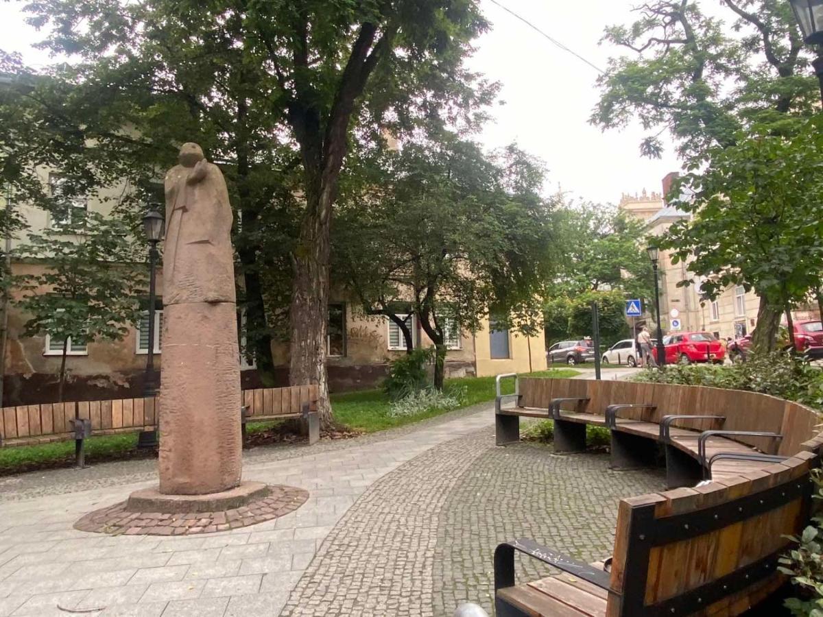 Вірменська 14 Центр Не Далеко Від Ж Д Вокзалу Звітні Документи Apartment Lviv Luaran gambar